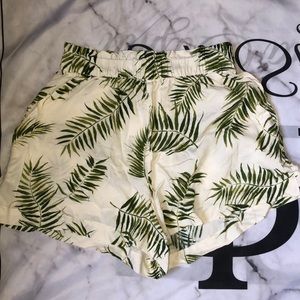 H&M Palm Leaf Paperbag Shorts